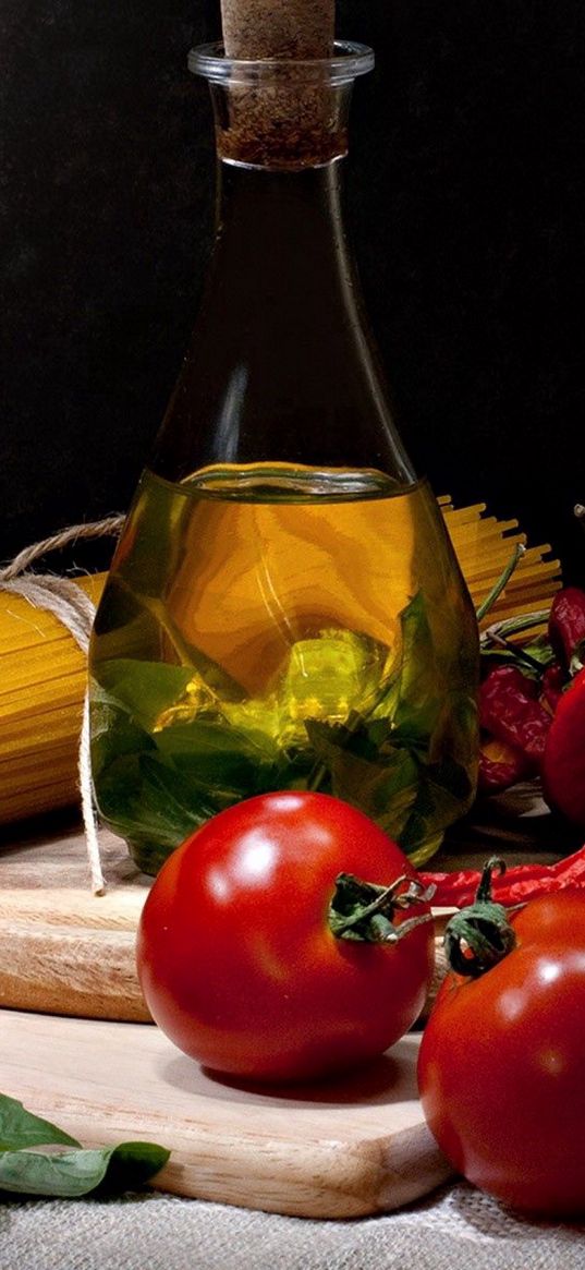 spaghetti, oil, decanter, tomato, pepper, greens