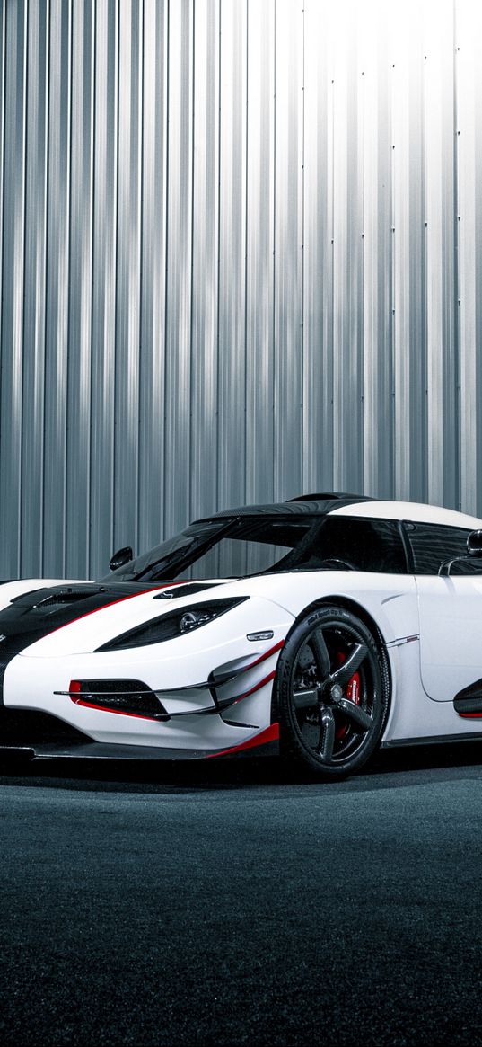 koenigsegg, one, side view