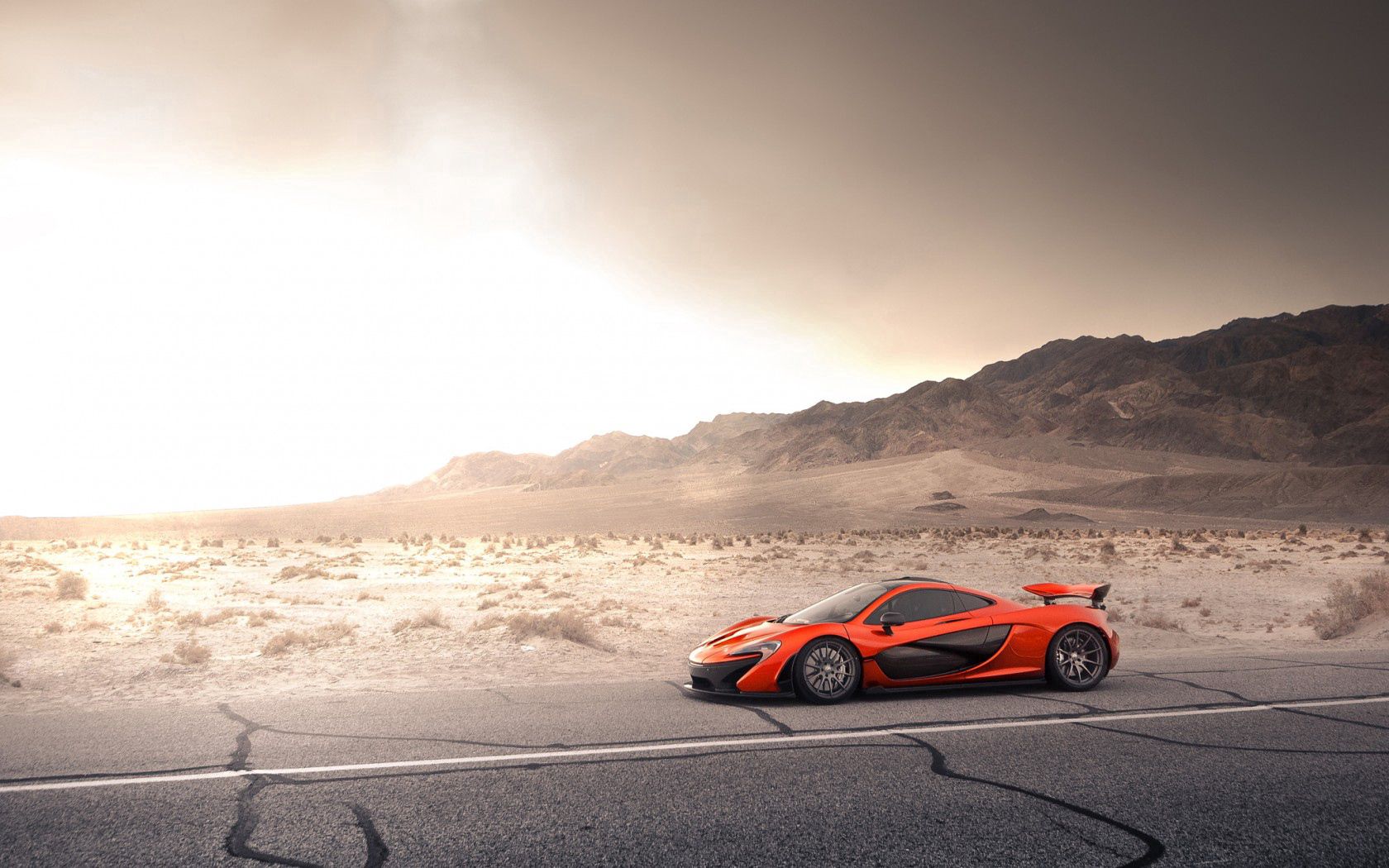 mclaren, p1, side view, road