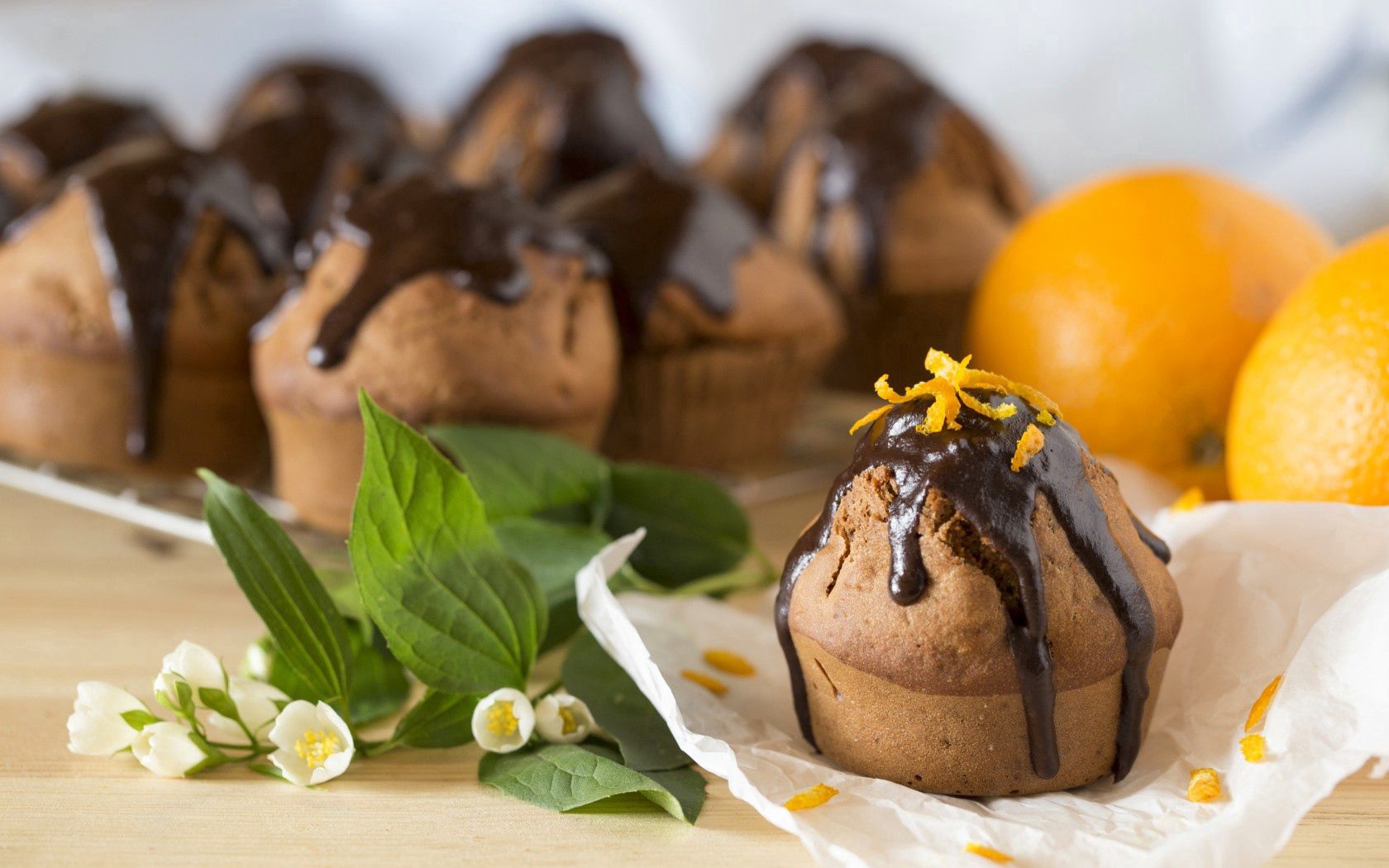 muffin, chocolate, orange, jasmine