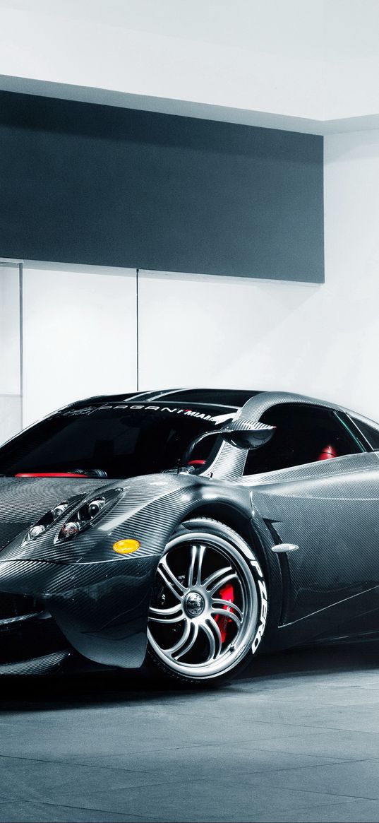 pagani, huayra, side view