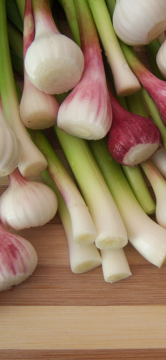 vegetables, garlic, cutting board, knife