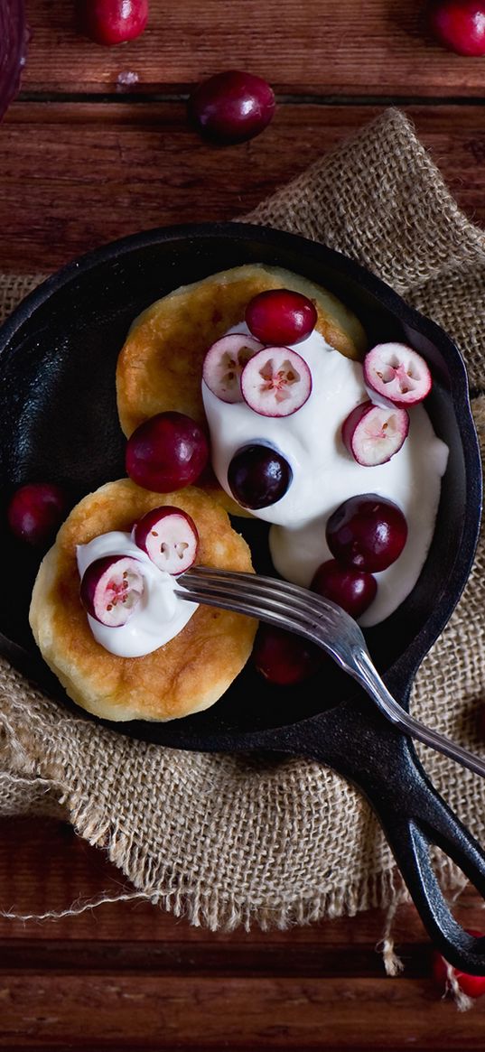 pancakes, sour cream, cranberries