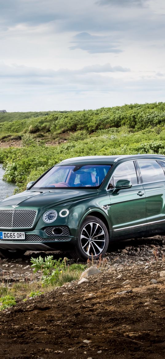 bentley, bentayga, side view