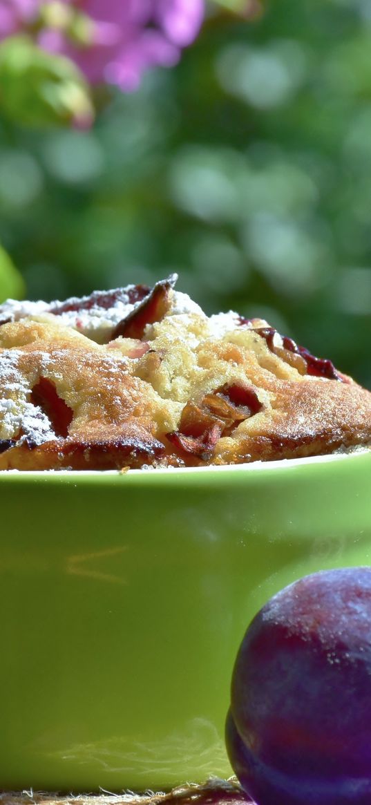 plum cake, plum, baked goods