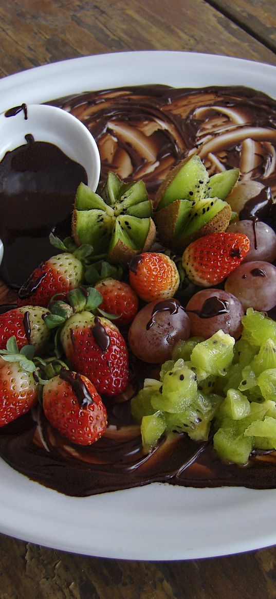 chocolate, strawberry, kiwi, grapes, dish, dessert