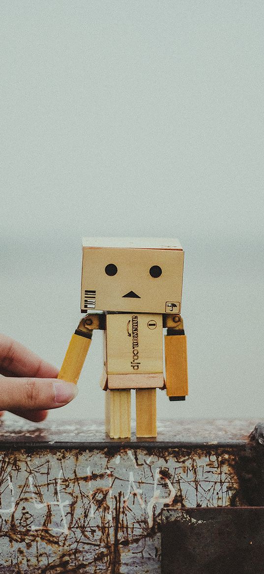 danbo, cardboard robot, friendship, hand