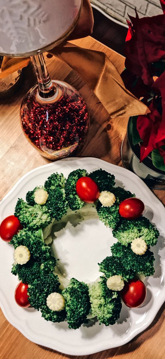 salad, broccoli, tomatoes, corn, dinner, vegetables