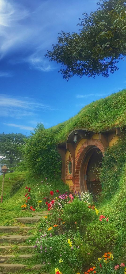 hobbiton movie set, forest house, fabulous, new zealand