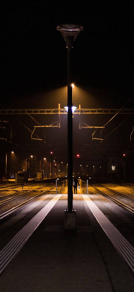 lantern, pillar, railway, station, light, night, dark