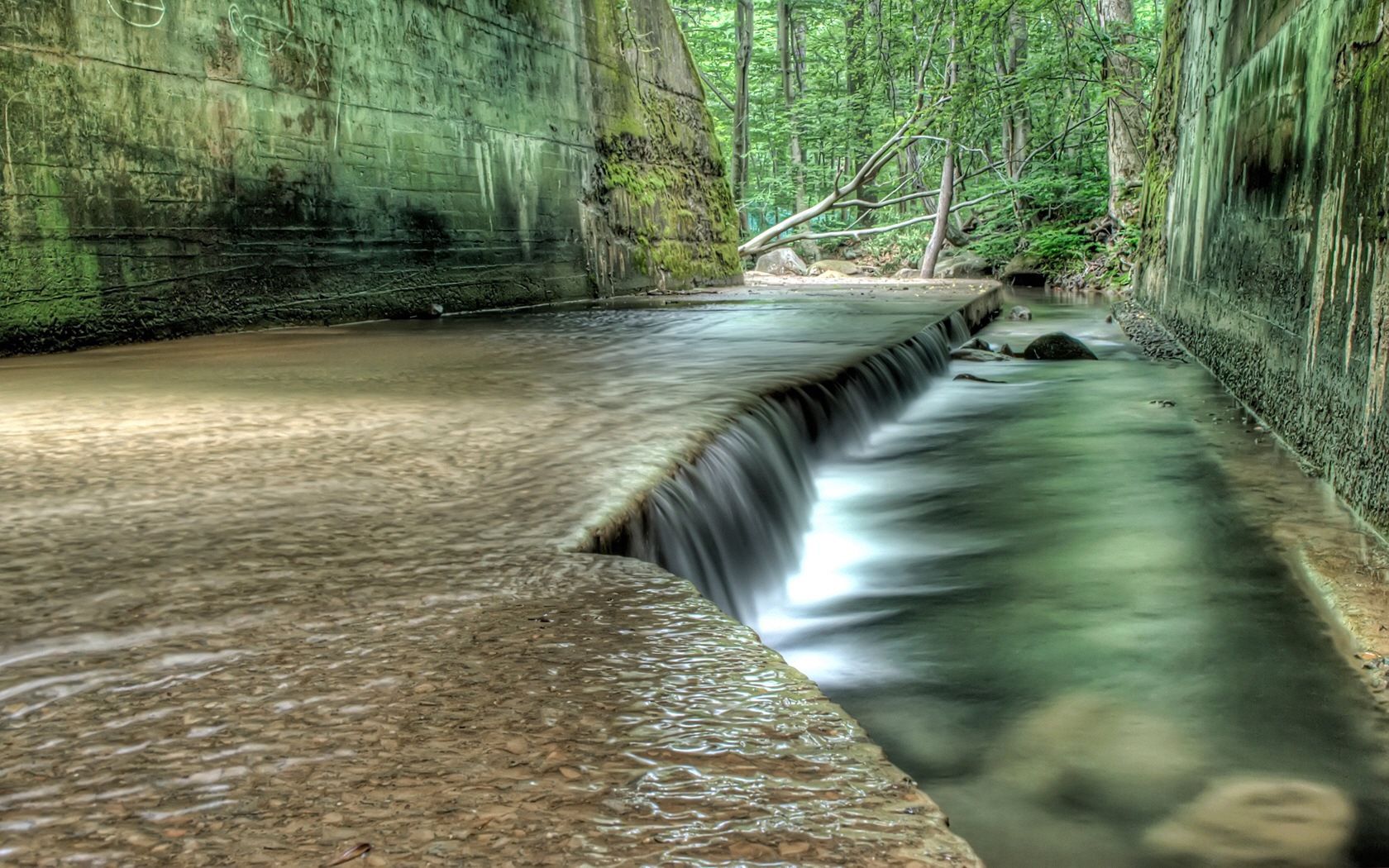 river, walls, stones, jungle