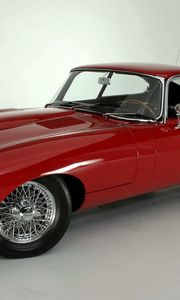 Preview wallpaper 1961, e, type jaguar, vehicle side view, red