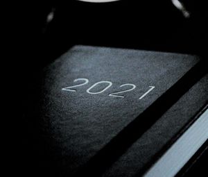 Preview wallpaper 2021, notepad, inscription, clock