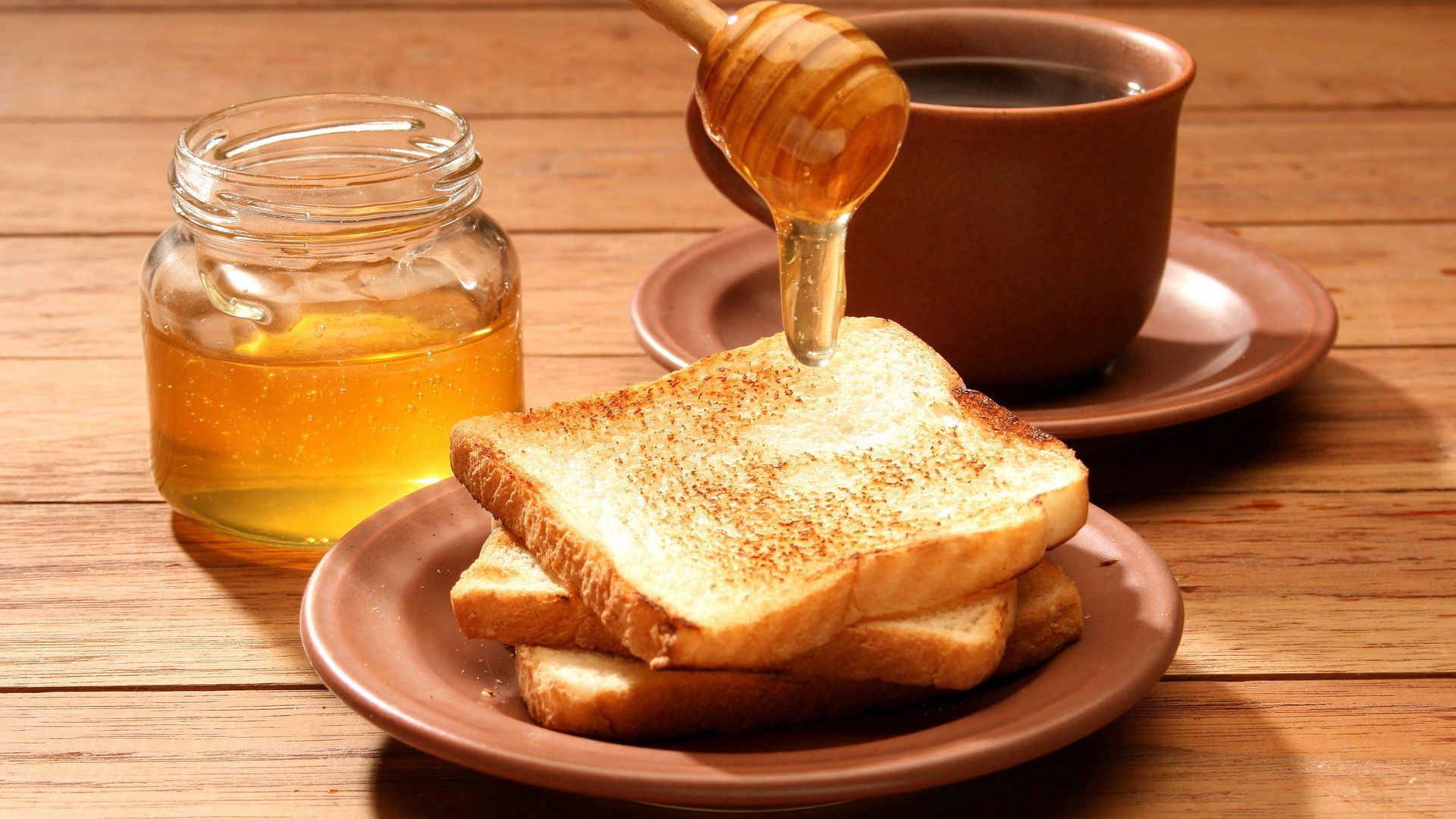 toasts, bread, honey, tea