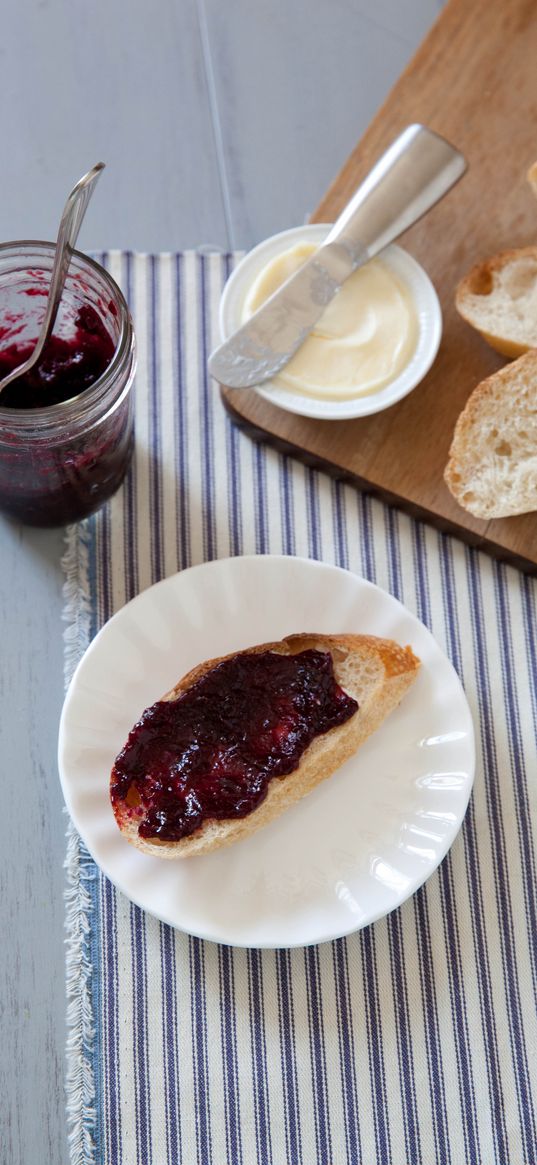 bread, jam, plate, breakfast