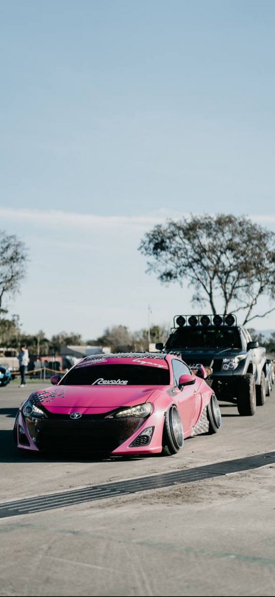 cars, jeep, sky, tree, black, pink