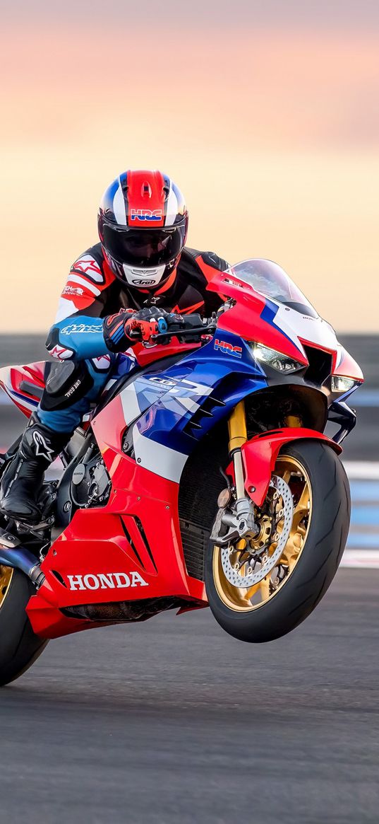 honda, motorcycle, motorcyclist, racer, stunts