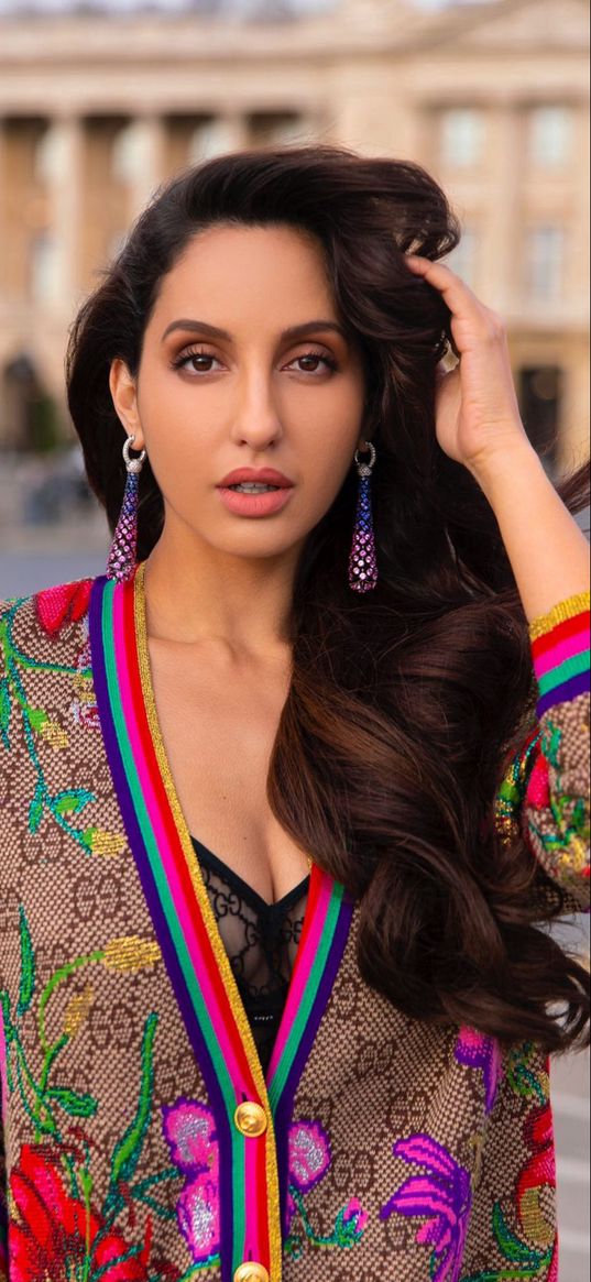 nora fatehi, actress, girl, beauty, headscarf, bollywood, boke