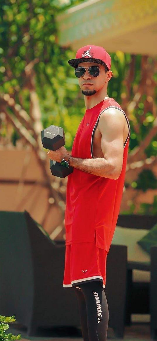 man, sport, dumbbells, cap, glasses