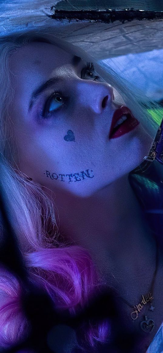 harley quinn, margot robbie, dc, actress, girl, tattoo, gun, jewelry