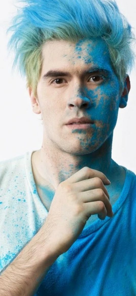 herman garmendia, juegagerman, blogger, boyfriend, model, blonde, paint, blue, white background