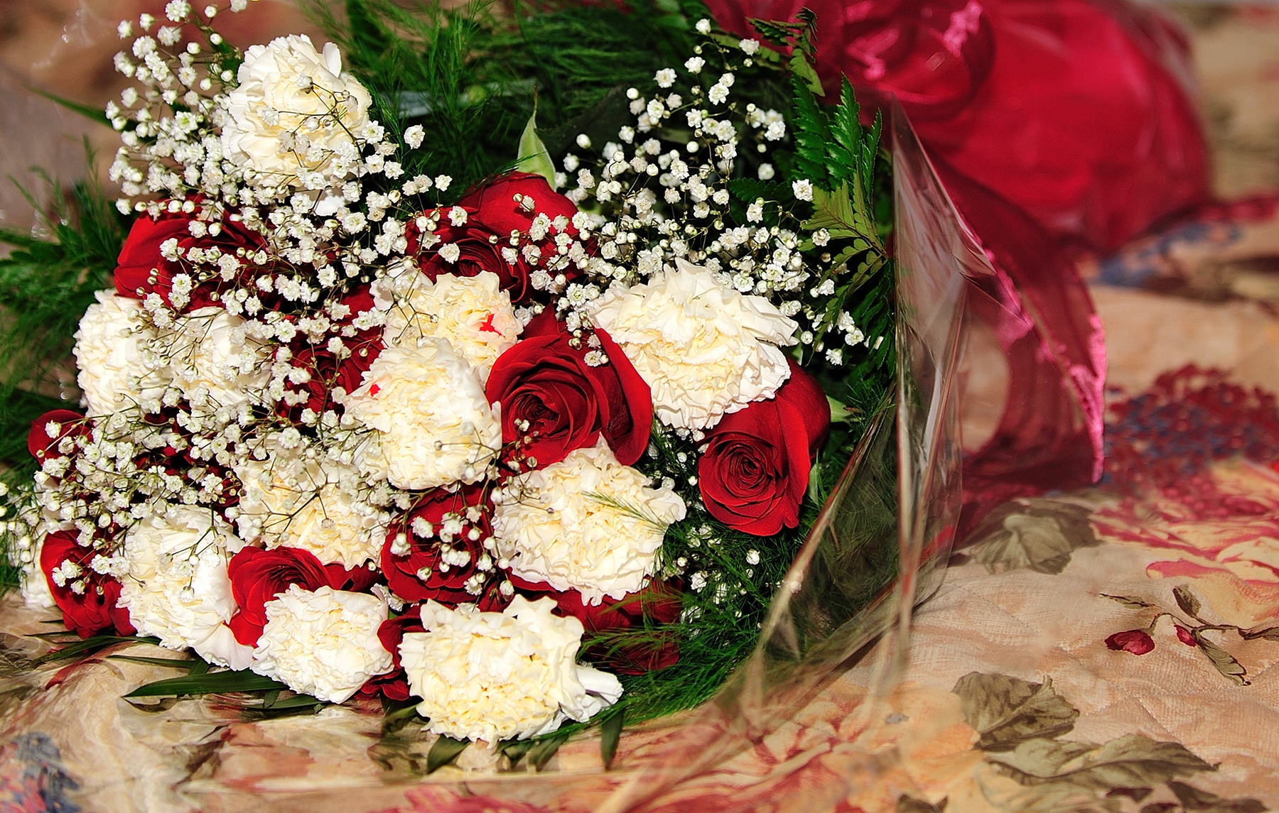 roses, gypsophila, carnations, bouquet, decoration