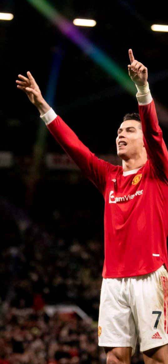 cristiano ronaldo, football player, football, gesture