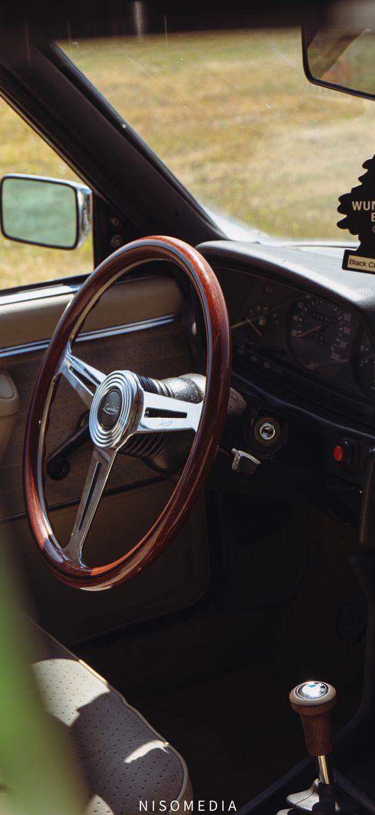 car, bmw, nisomedia, steering wheel, saloon, retro