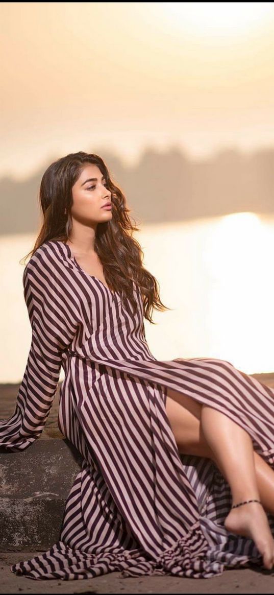 pooja hegde, girl, actress, model, bollywood, fashion