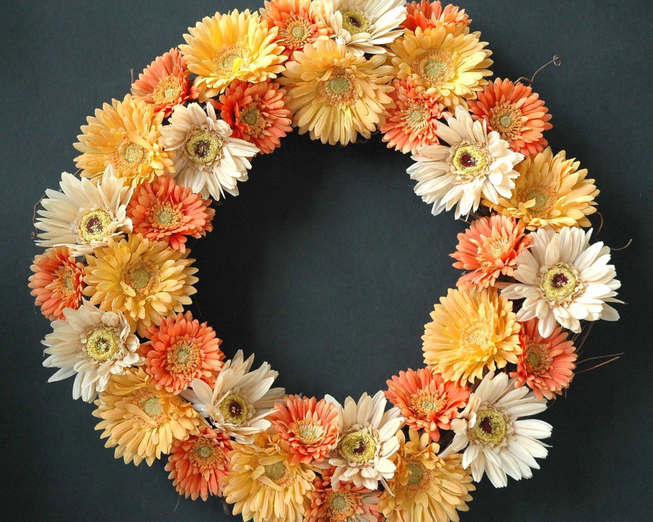 gerbera, flowers, wreath, surface