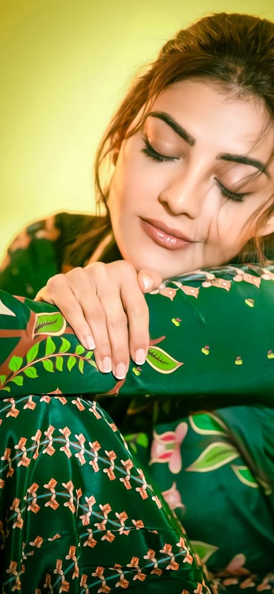 kajal agarwal, actress, bollywood, dress, green