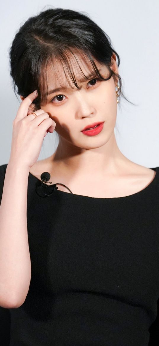 iu, k-pop, singer, girl, gesture, hand