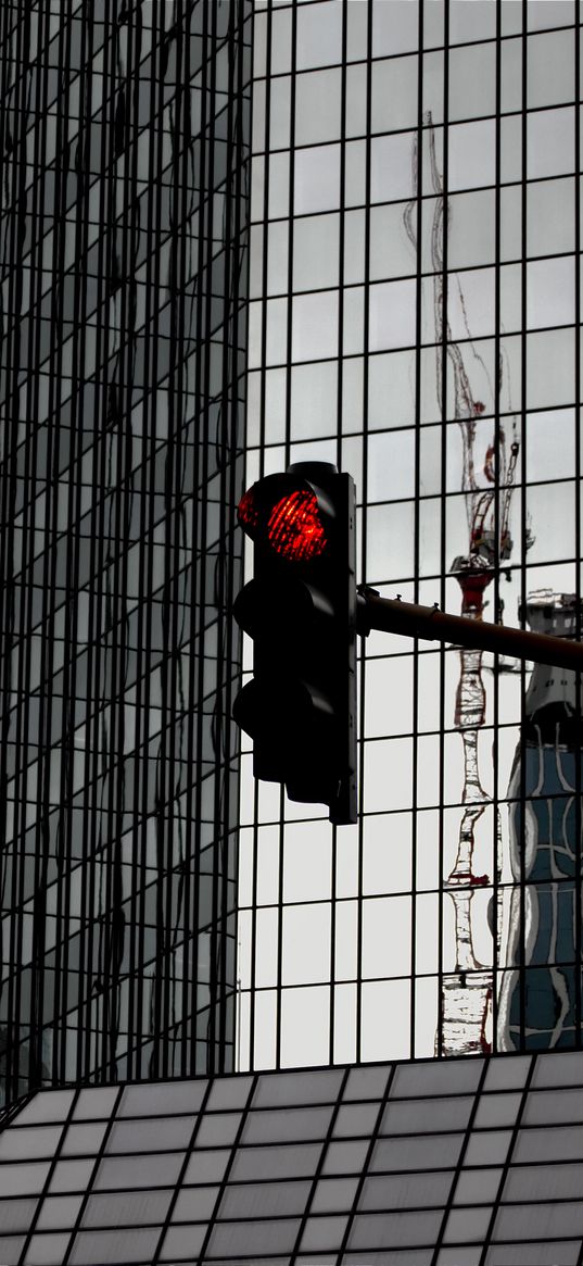 traffic light, skyscraper, mirror