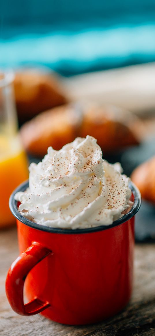 whipped cream, croissant, blur, food