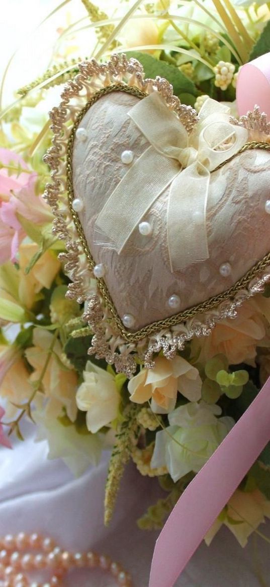 valentines day, holiday, love, heart, ribbon, flowers, bouquet, pearls, jewelry