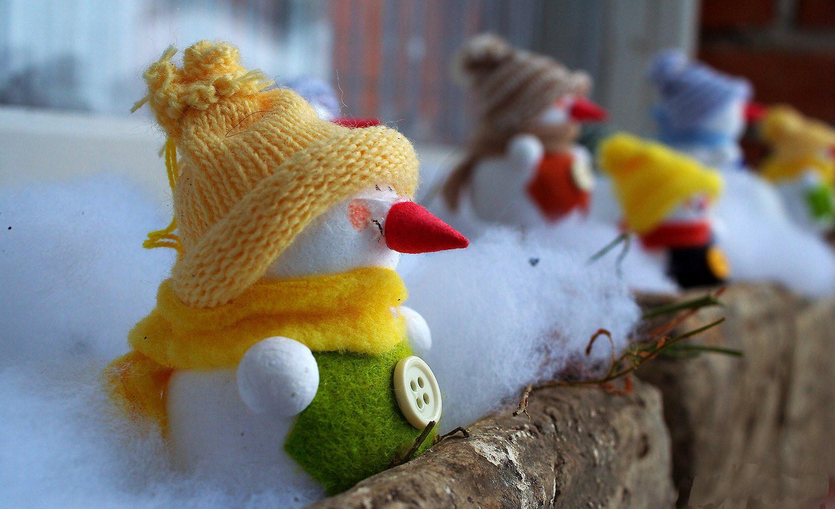 new year, christmas, holiday, snowmen, wool, balcony