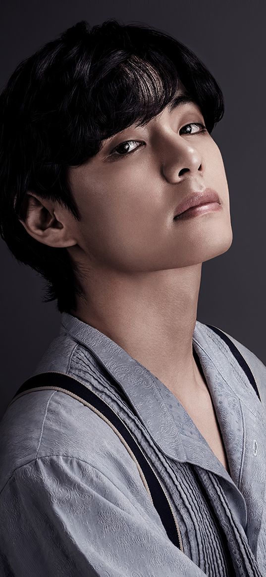 kim taehyung, bts, k-pop, singer, guy, asian, smartphone