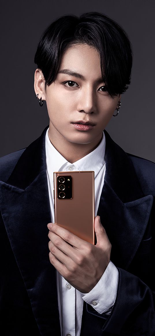 jeon jungkook, bts, k-pop, singer, boyfriend, tuxedo, smartphone