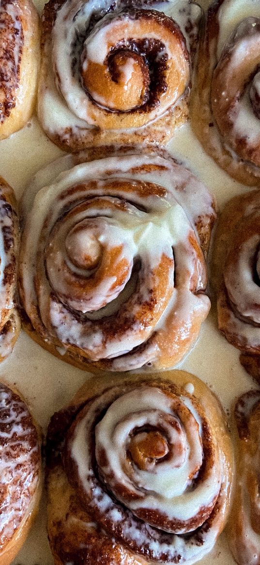 cinnabons, buns, pastries, dessert, food