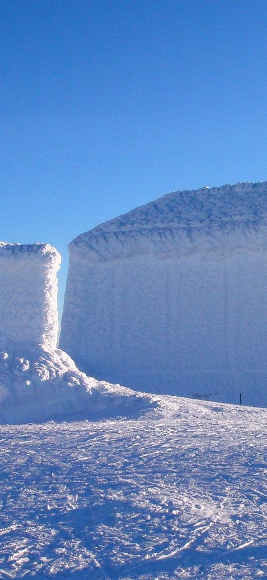 house, snowdrifts, winter, snow, figures