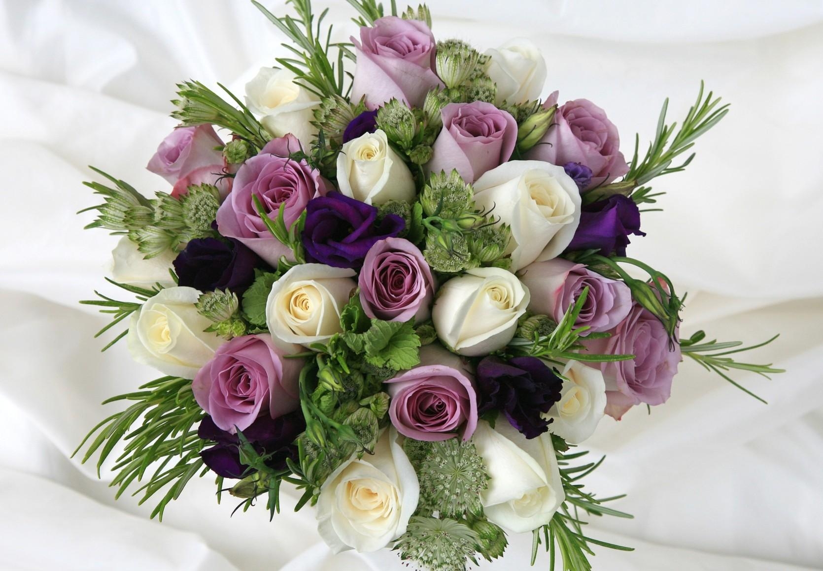 roses, lisianthus russell, color, composition, flavor