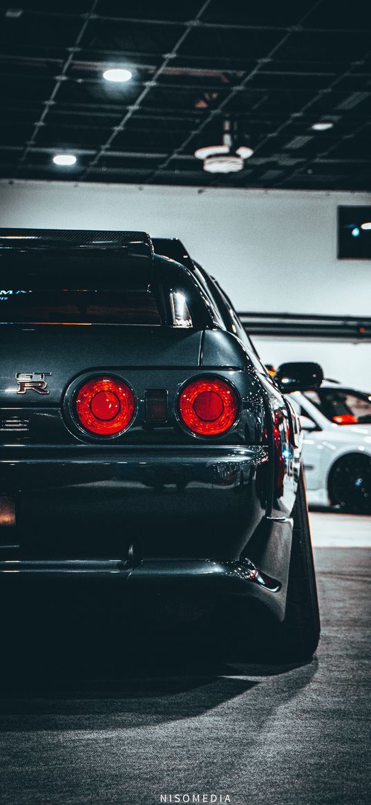 nissan gtr, nissan, sports car, car, gray, garage