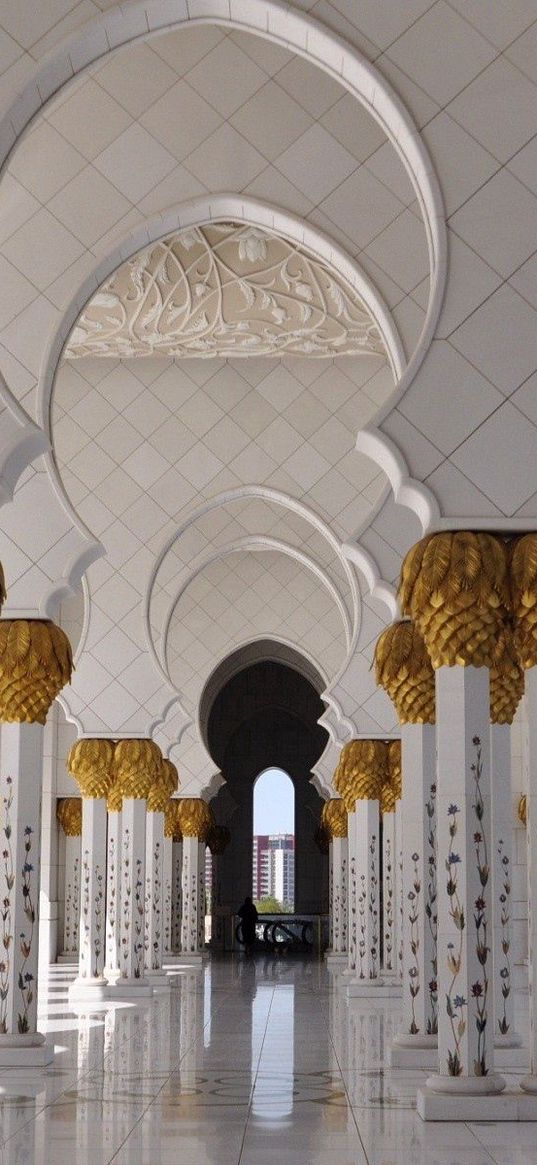 sheikh zayed mosque, abu dhabi, united arab emirates