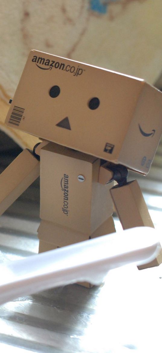 danboard, cardboard robot, spoon, cooking