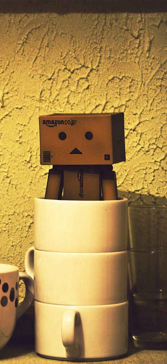 danboard, cardboard robot, cup, shadow