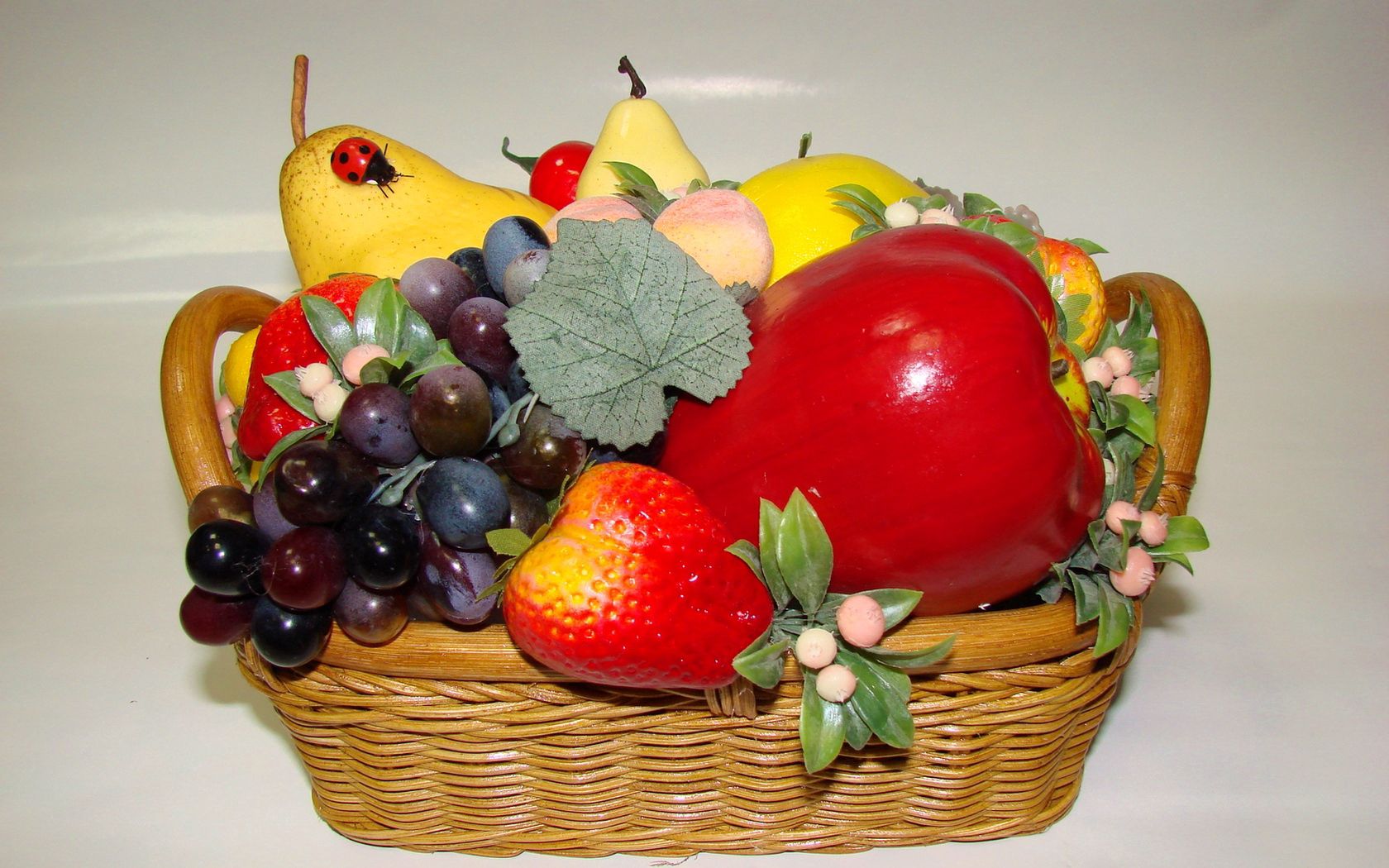 apples, peaches, grapes, basket, still life