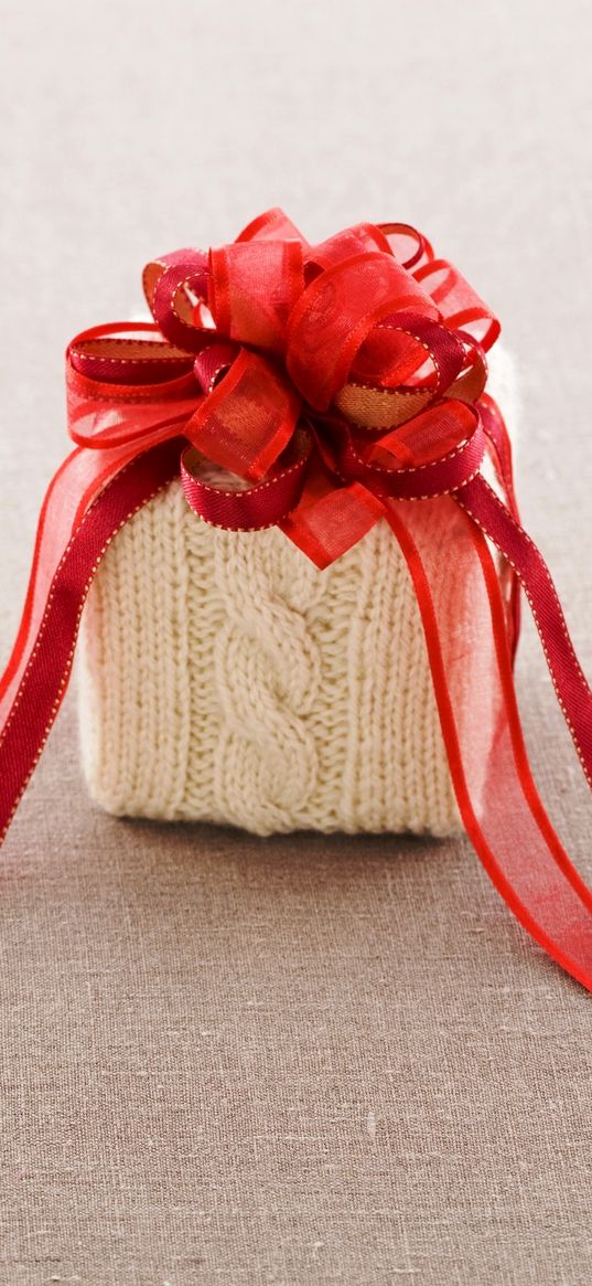 gift, box, cloth, knitted, bow, red, ribbon