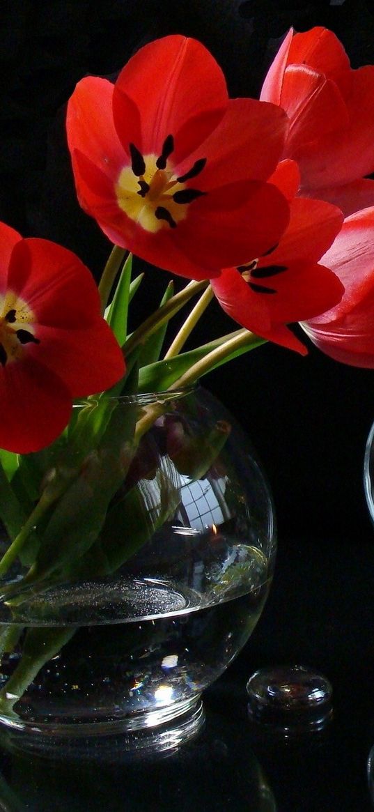 flowers, wine glasses, candle