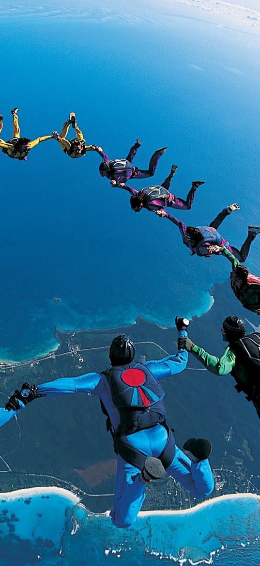 parachute jump, synchronously, beautifully