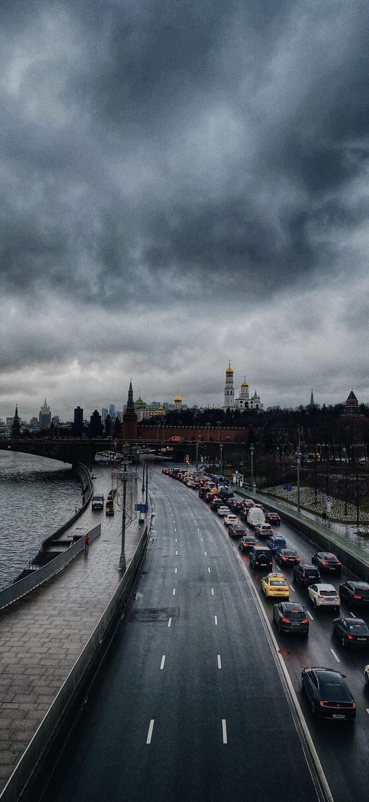 road, cars, kremlin, city, moscow, cloudy